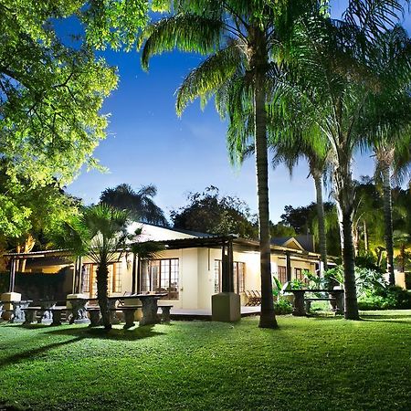 Riverbank Lodge Апингтон Экстерьер фото