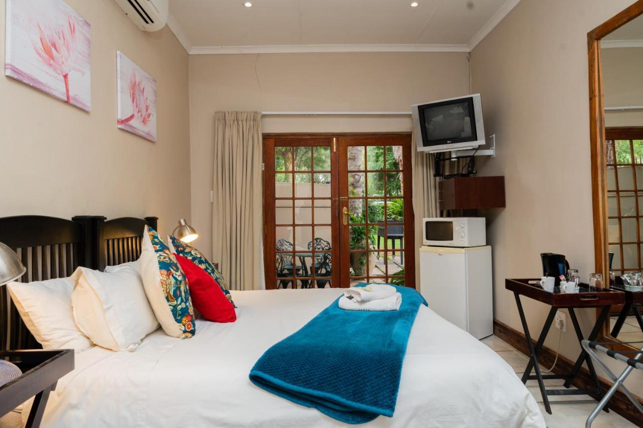 Riverbank Lodge Апингтон Экстерьер фото