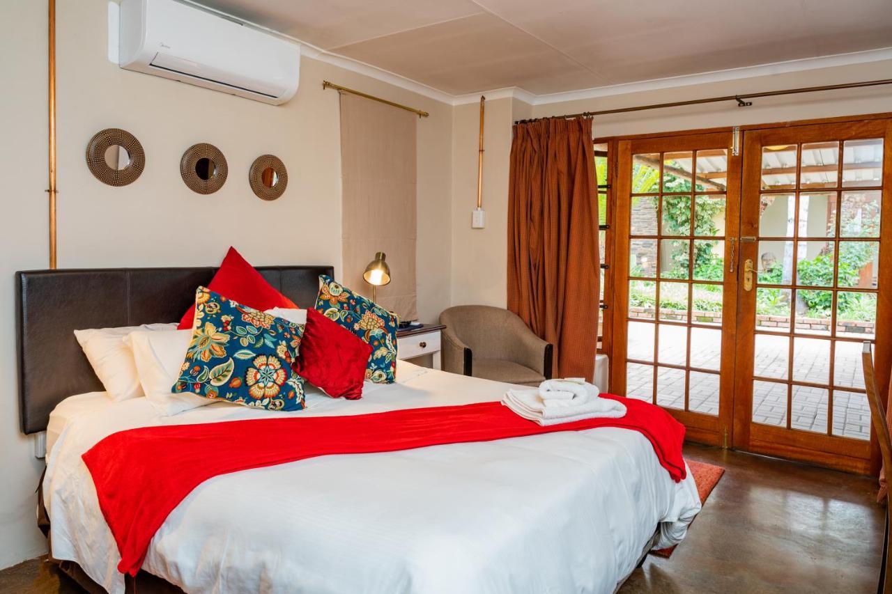 Riverbank Lodge Апингтон Экстерьер фото