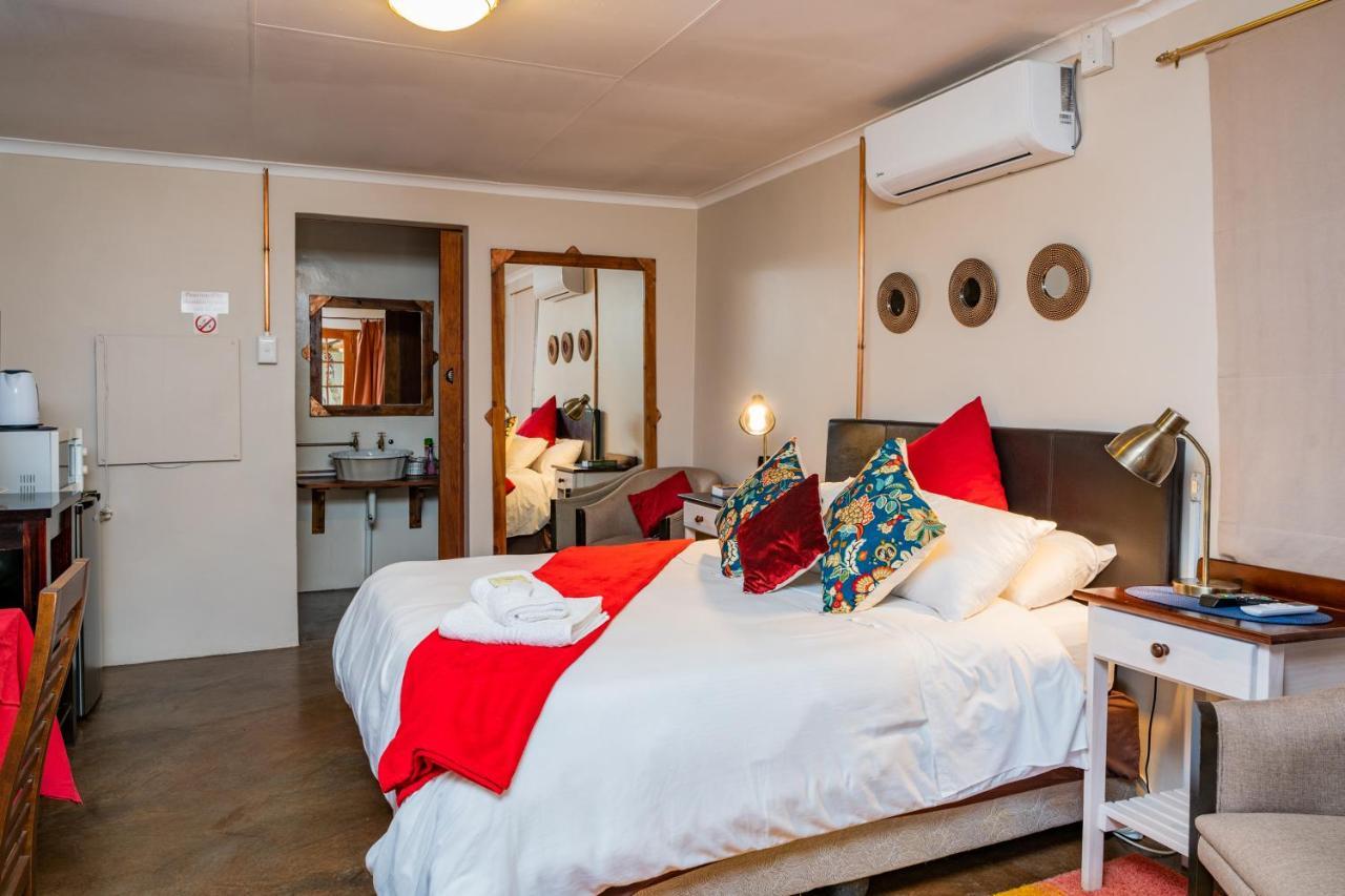 Riverbank Lodge Апингтон Экстерьер фото